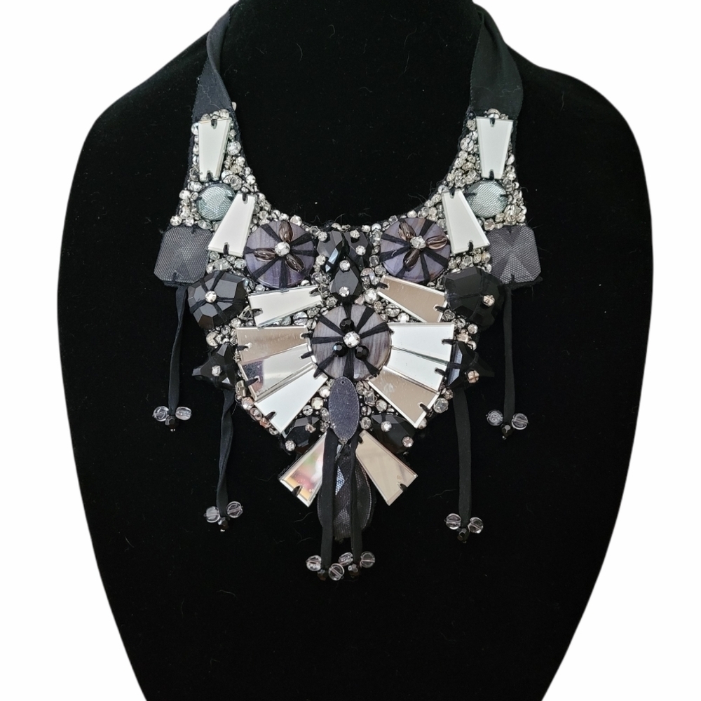 Ranjana Khan - Black Crystal Statement Bib Neck‎
